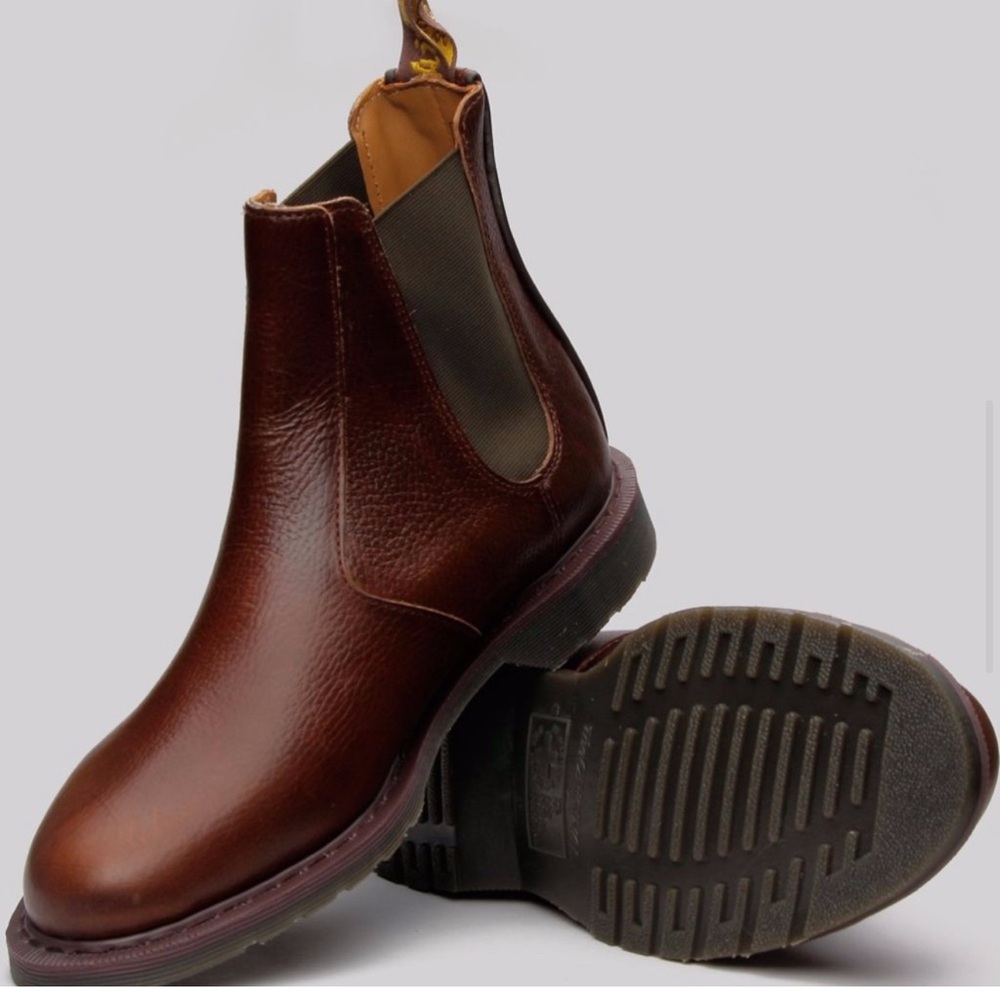 DR. MARTEN'S Victor boot size 11
